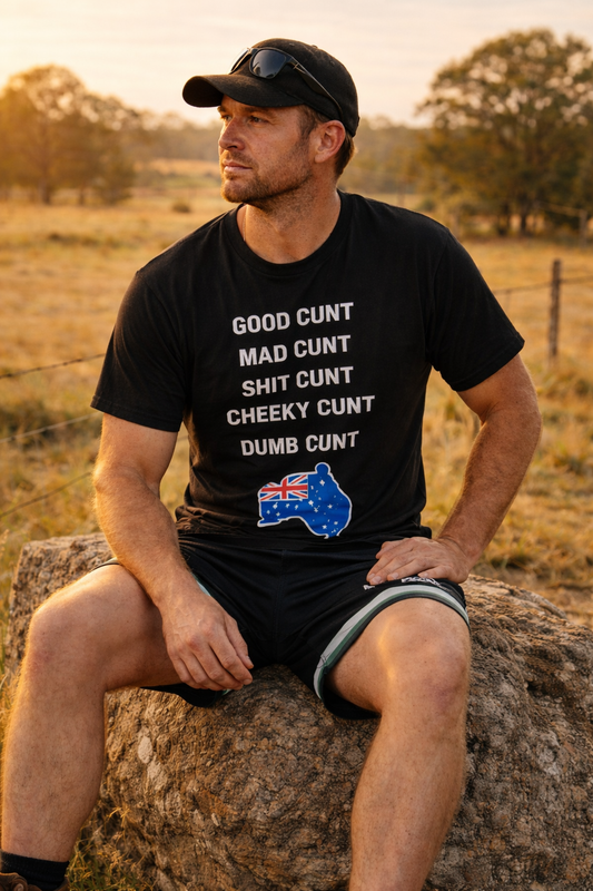 UNISEX TEE                               AUSSIE CUNT