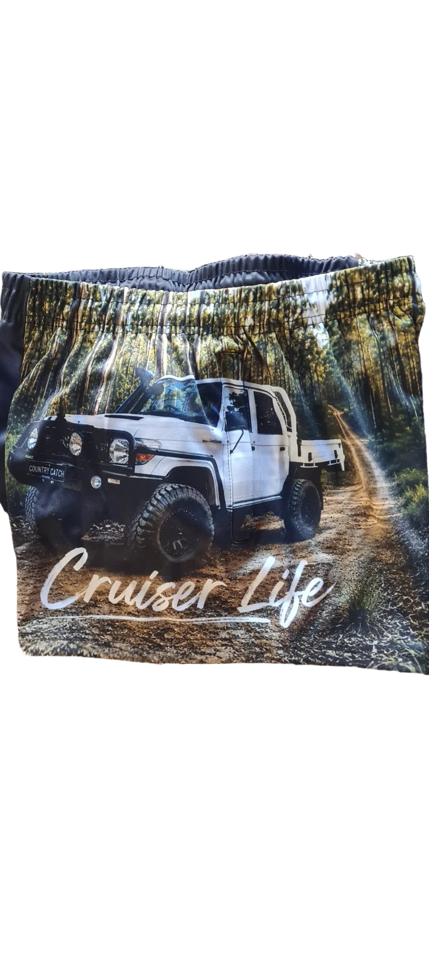 FOOTY SHORTS                         Cruiser life
